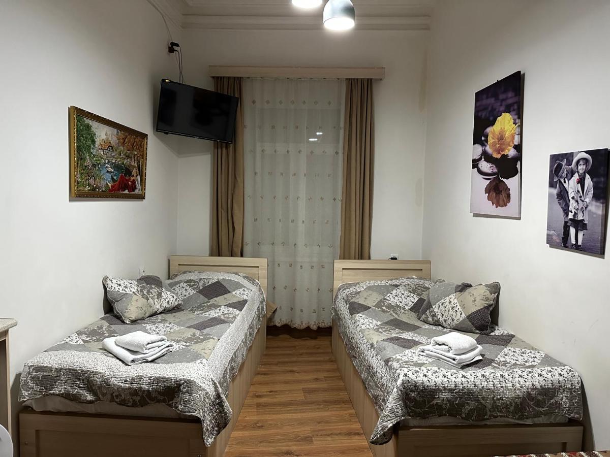 Leselidze Guest House Tbilisi Exterior foto